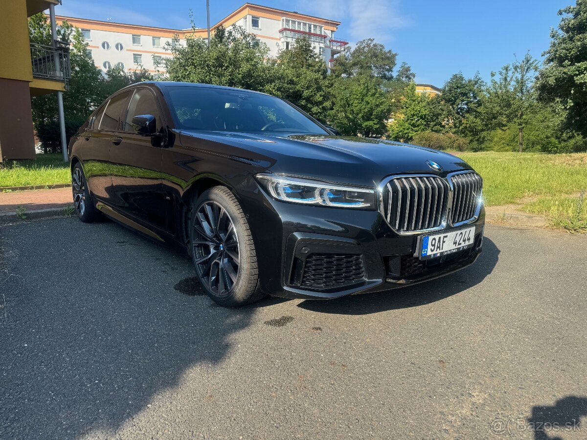 bMW 7 M-Paket xDrive I.majitel CZ rok 5/2022 v záruce 2025