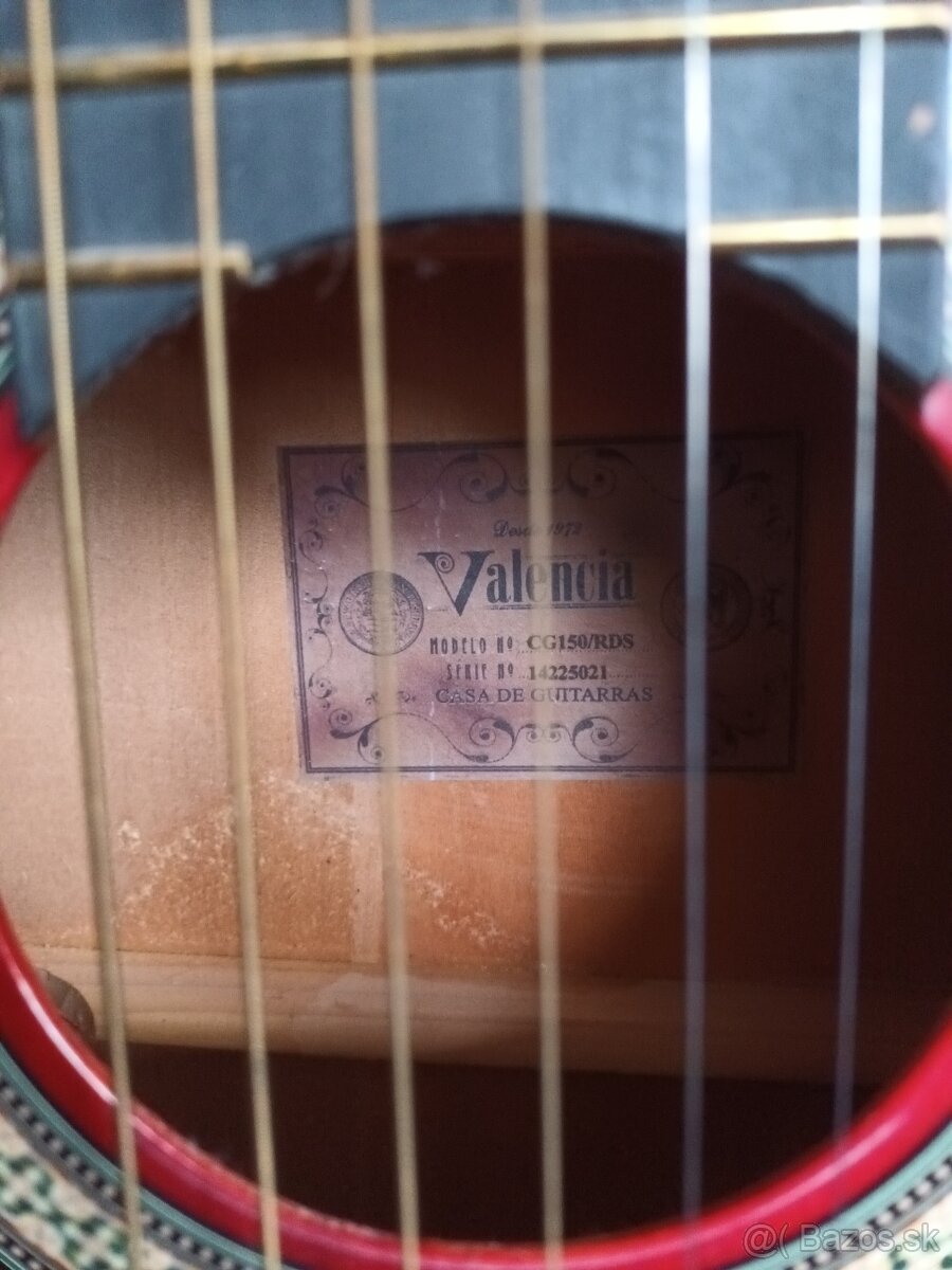 Gitara Valencia