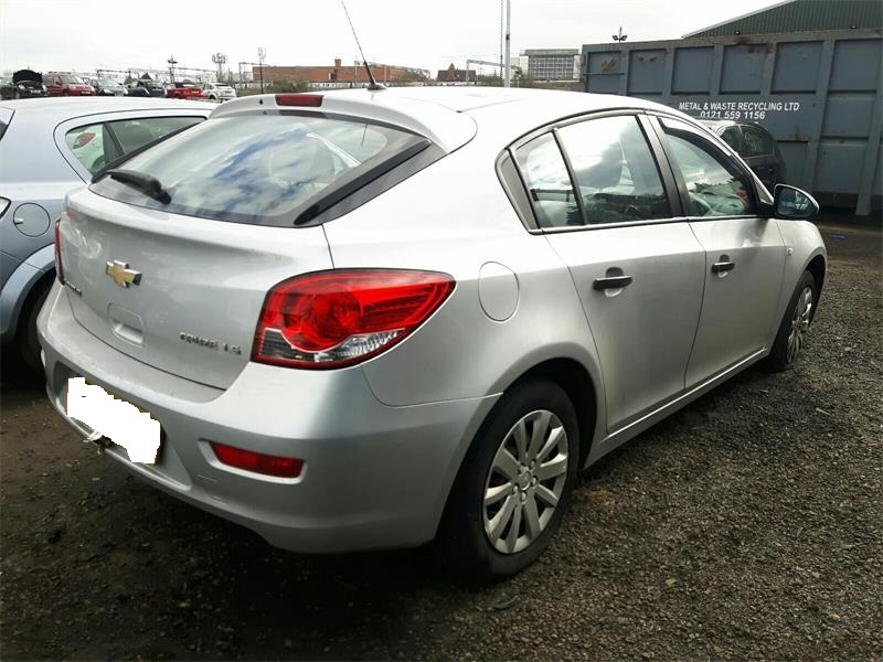 Chevrolet Cruze 5 dverové kufrové dvere