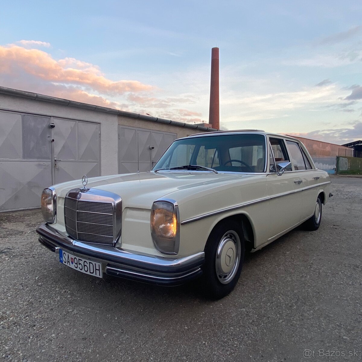 Mercedes Benz 220 /8 W115