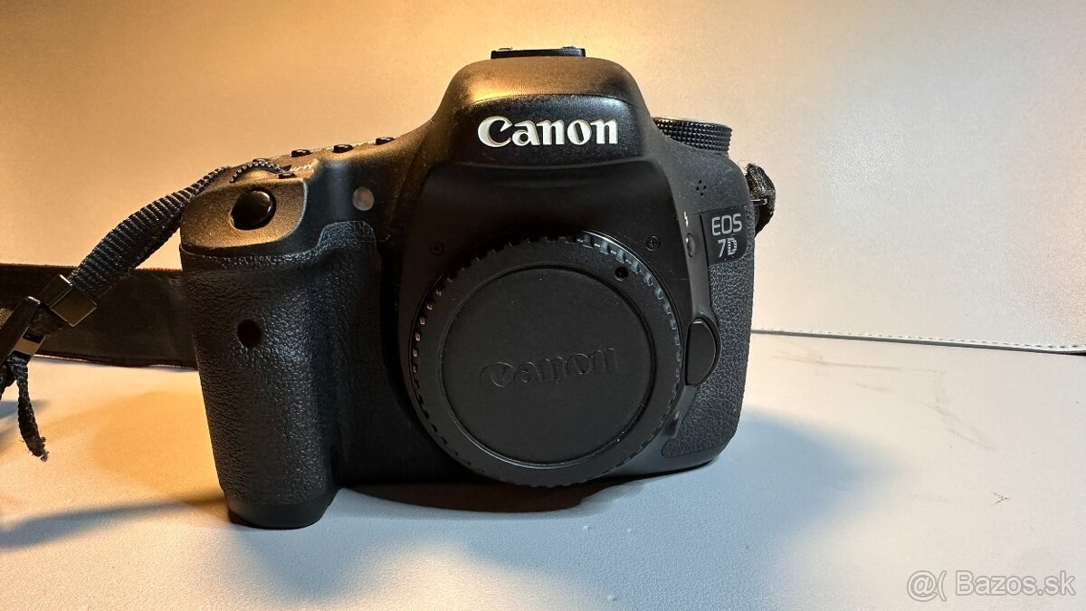 CANON 7D  APS-C