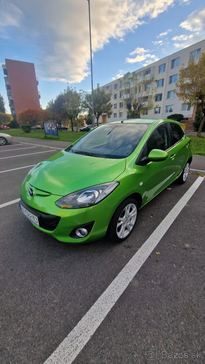 Mazda 2 1.3i,rok 2013