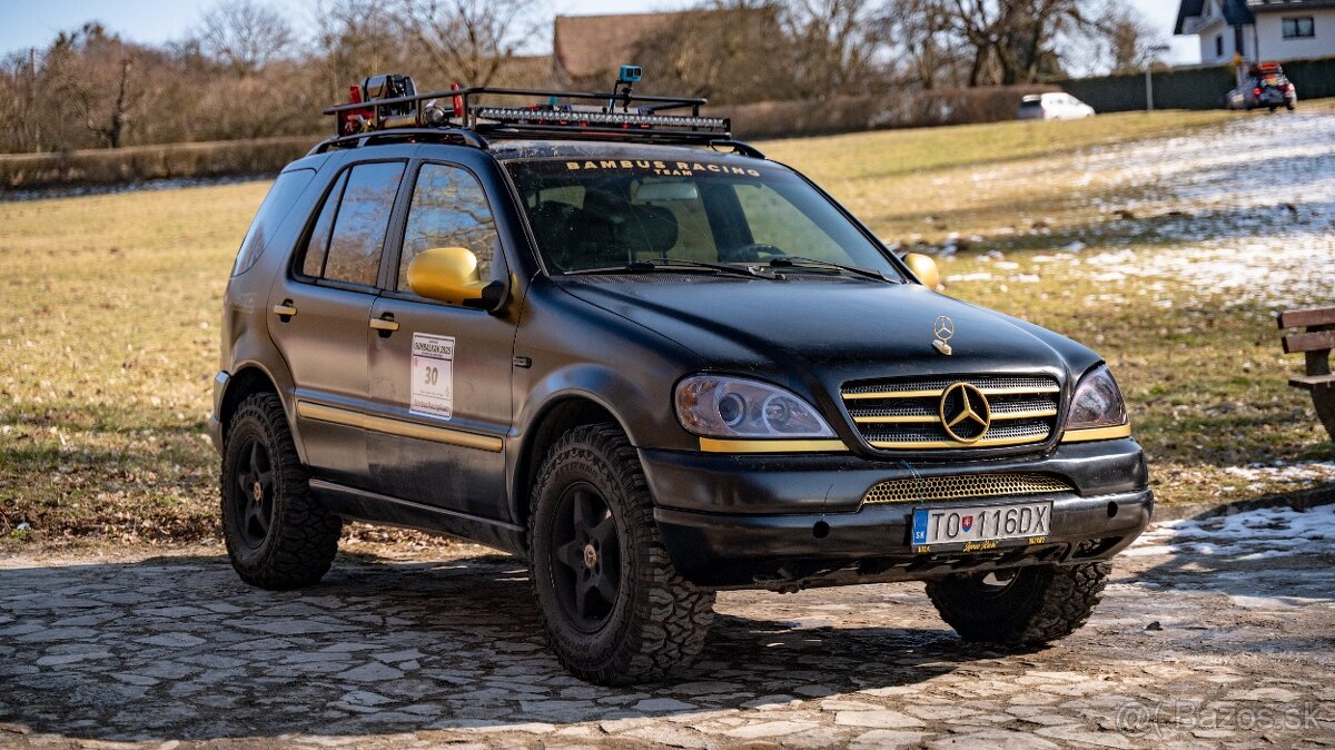 Mercedes Benz ML320 W163