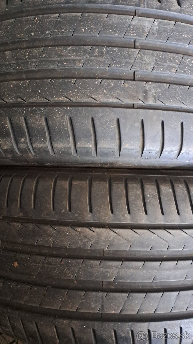 Predám 2ks jazdené letné 235/45r18-94W Pirelli