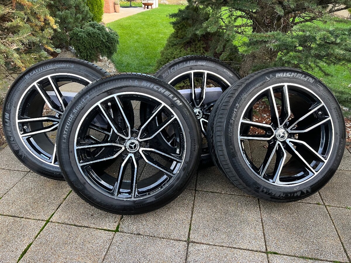 Mercedes AMG disky R21 AMG 275/45 315/40 a pneu R21 Michelin