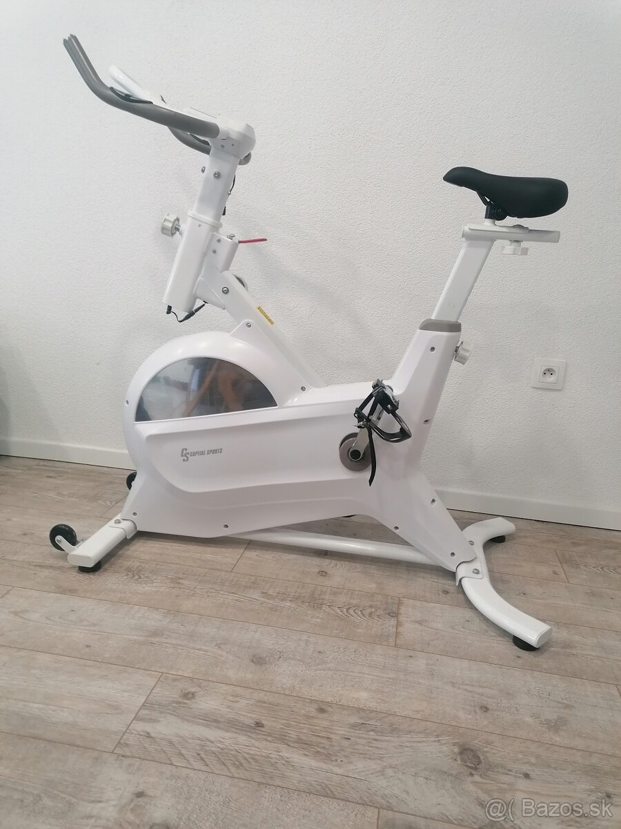 spinningový bicykel