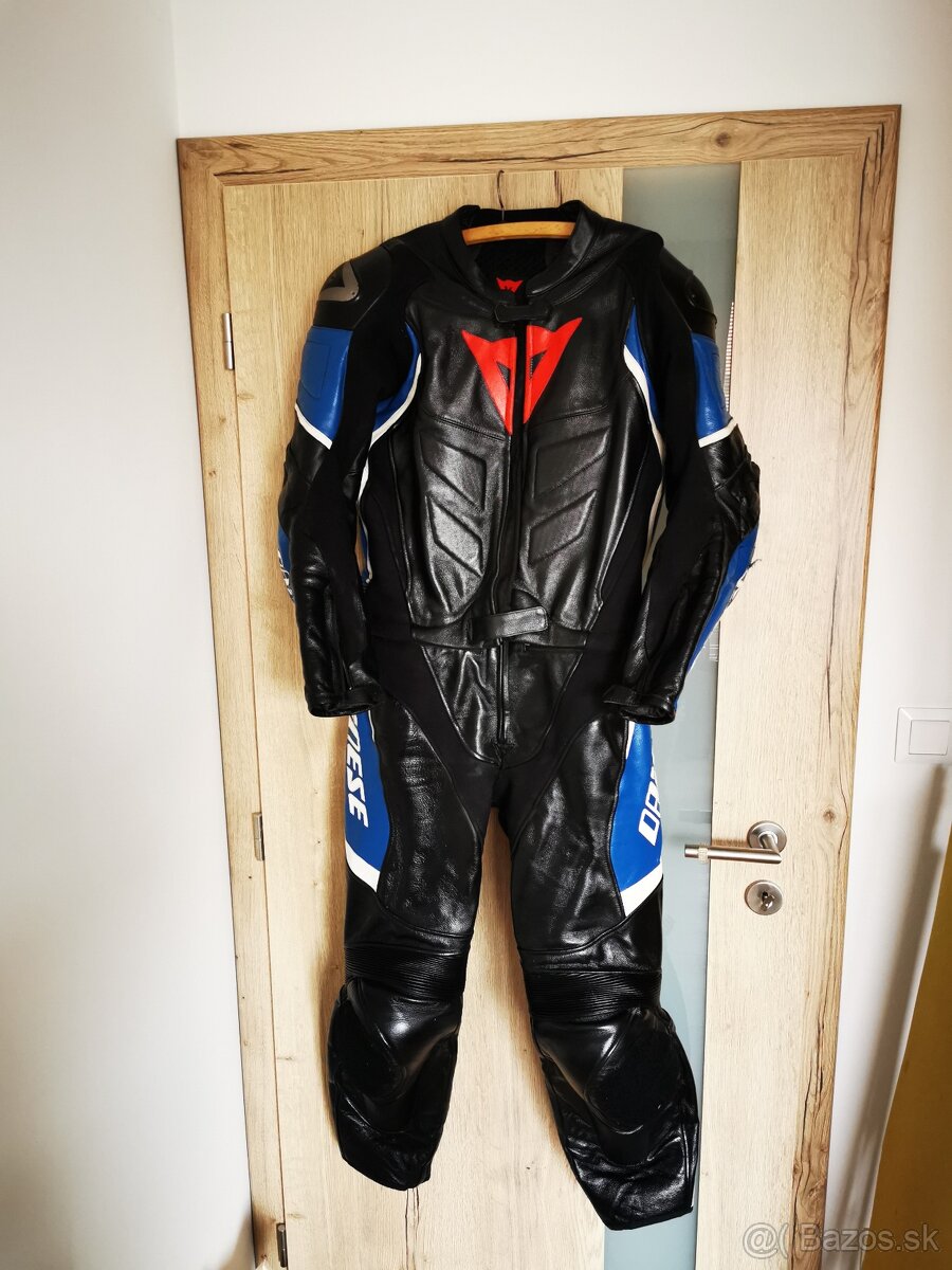 Dainese avro d1