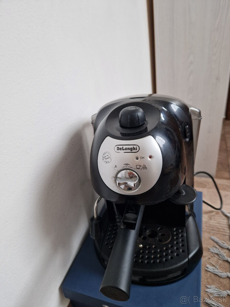 Pakovy kavovar delonghi