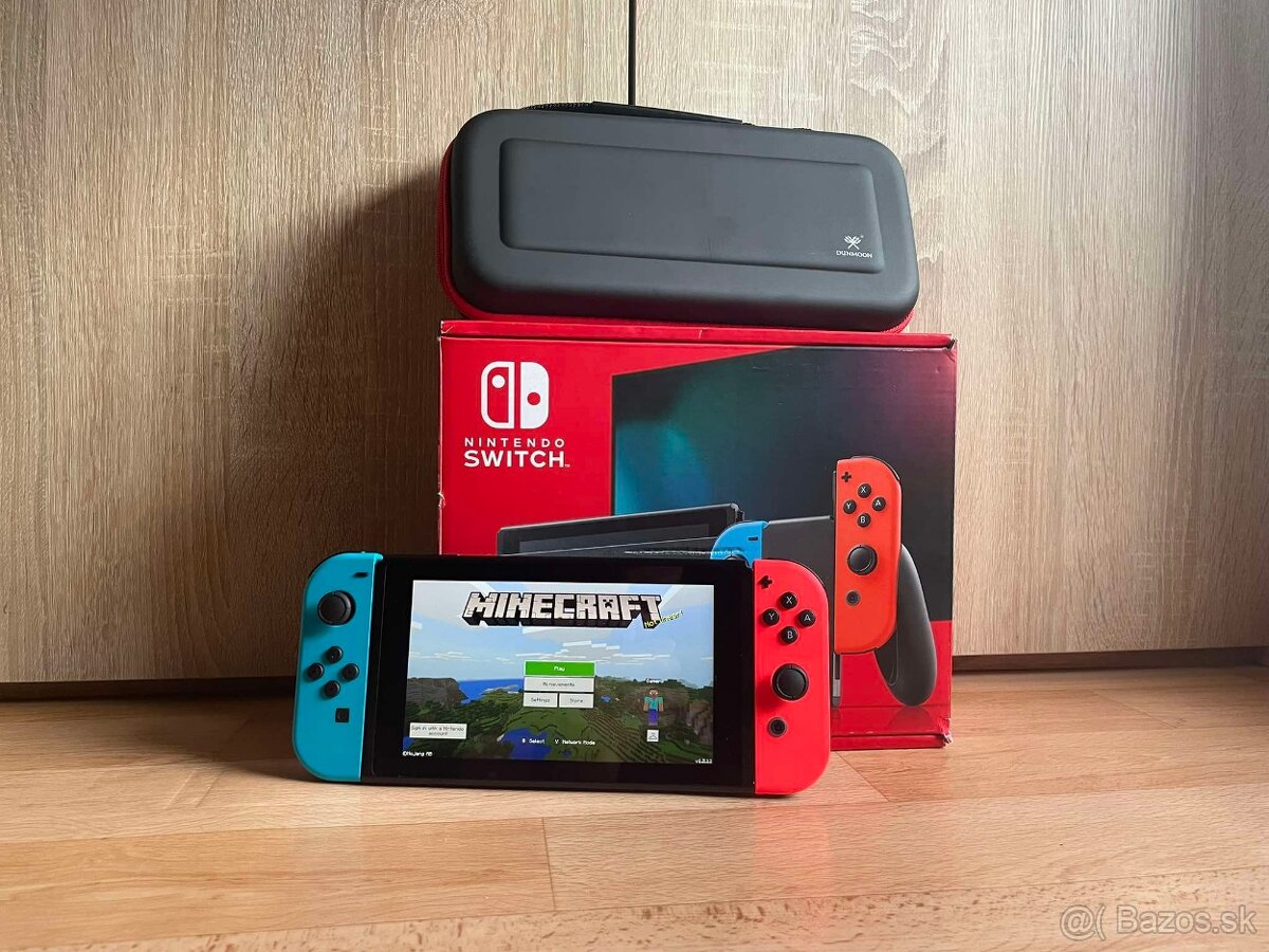 Nintendo Switch + 3 hry + príslušenstvo (komplet balenie)