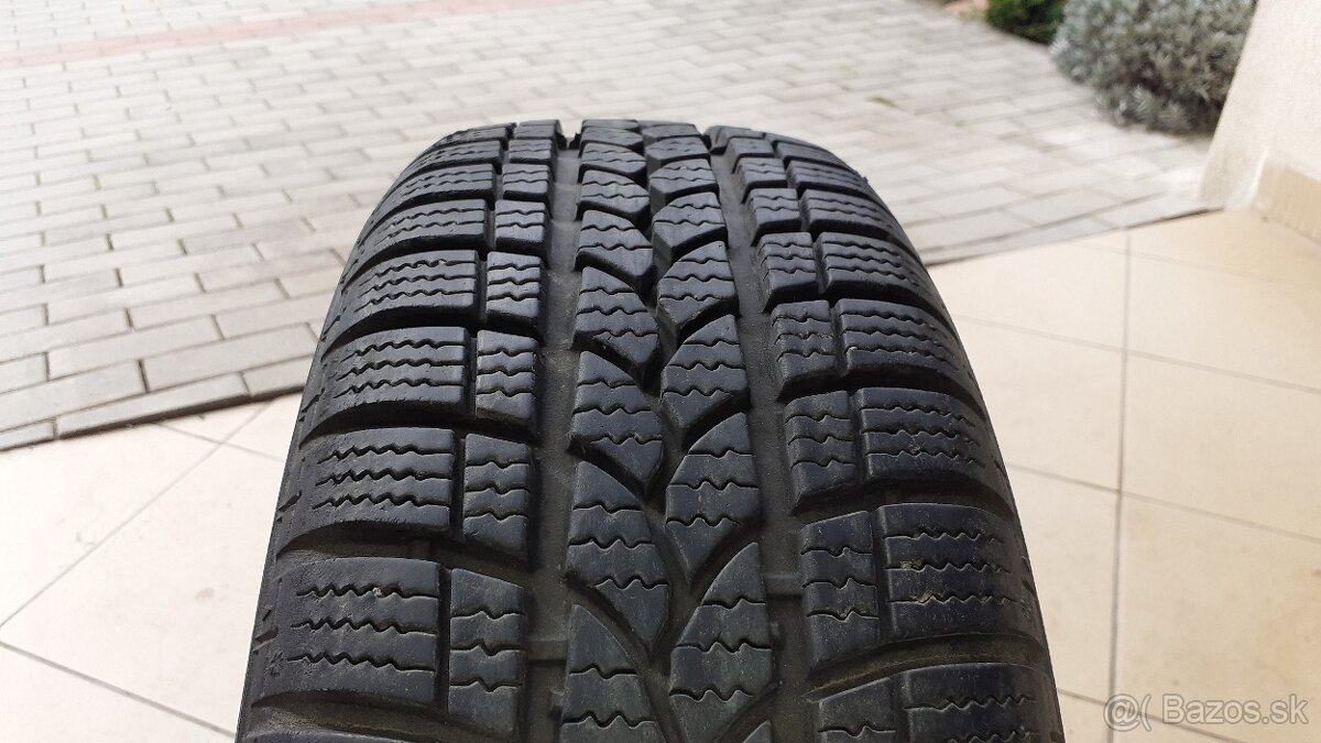 Zimné pneu 185/60 R15, dezén 7mm