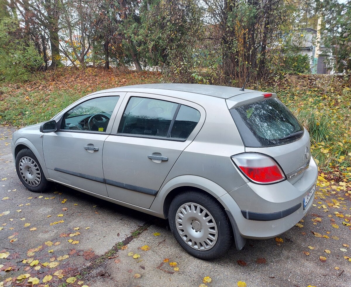 Opel Astra HB - 2005