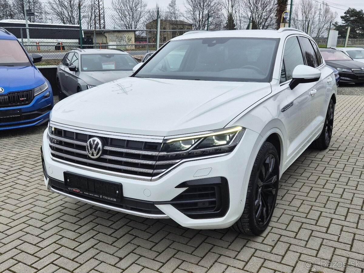 VW Touareg R Line VIRTUAL WEBASTO VZDUCH KAMERA TAŽNÉ