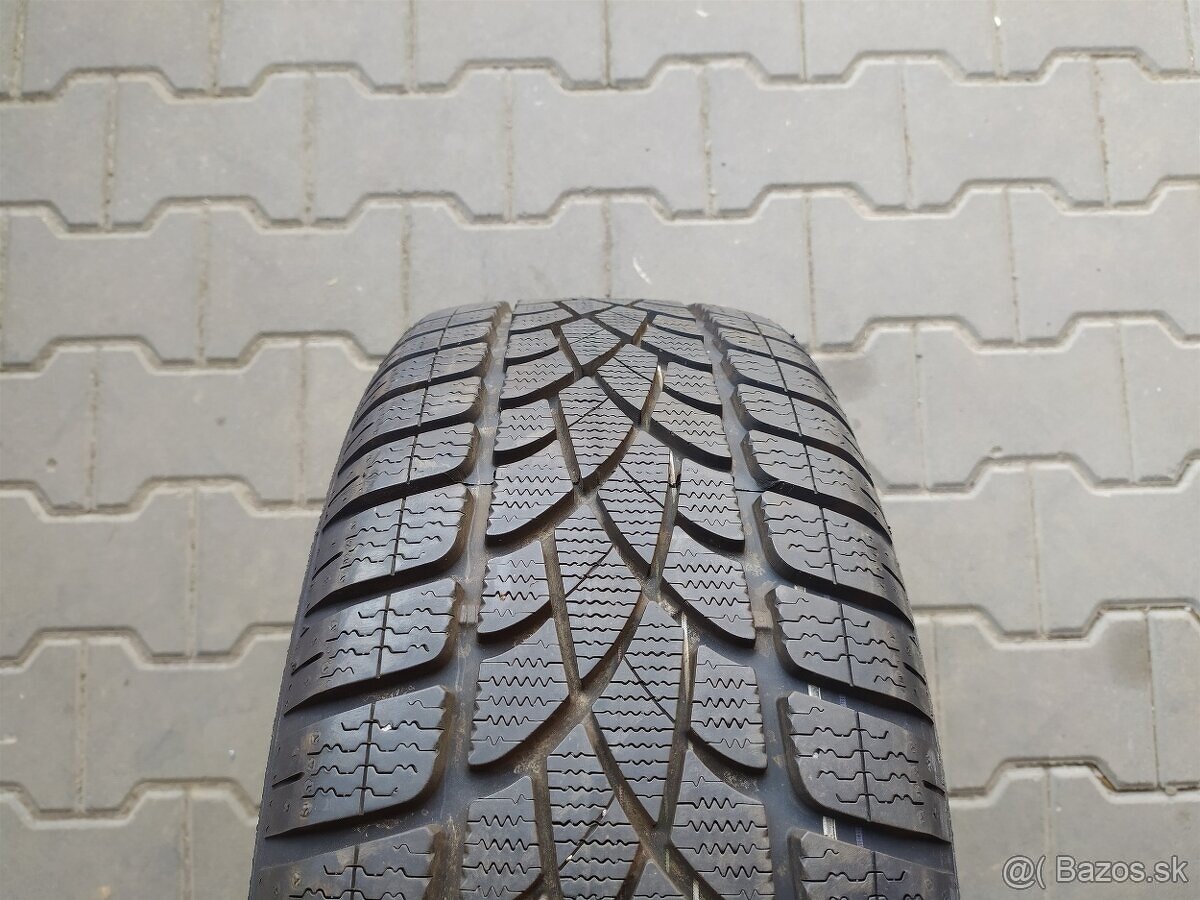 Zimné pneu Dunlop SP Wintersport 205/50 R17 XL