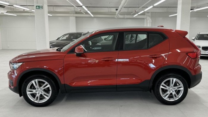 VOLVO XC 40 R 18" alu + letné CONTINENTAL.