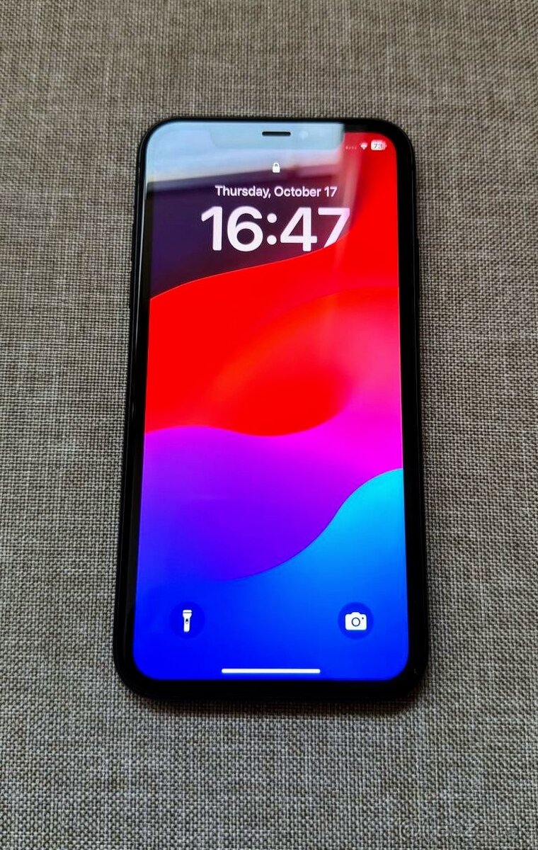 Predám iPhone 11, 128GB