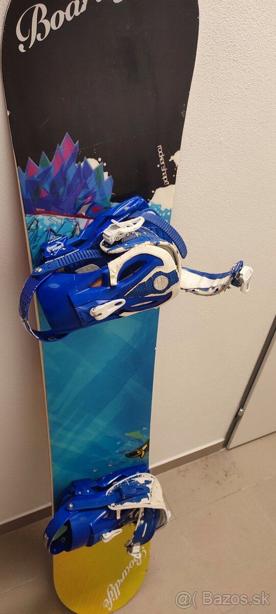 Predám starší snowboard 157