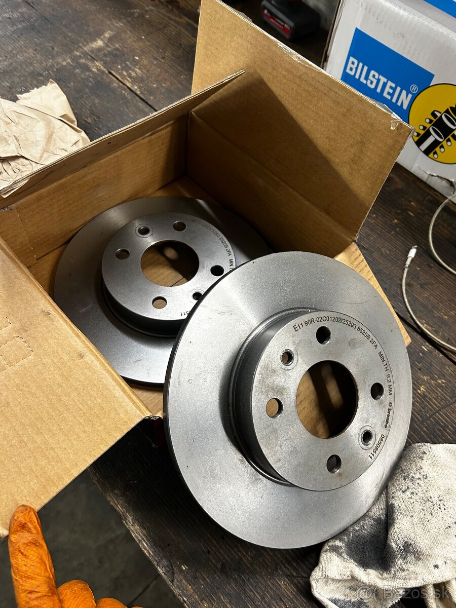 Brzdove kotuce brembo fiat abarth nove 500 fiat