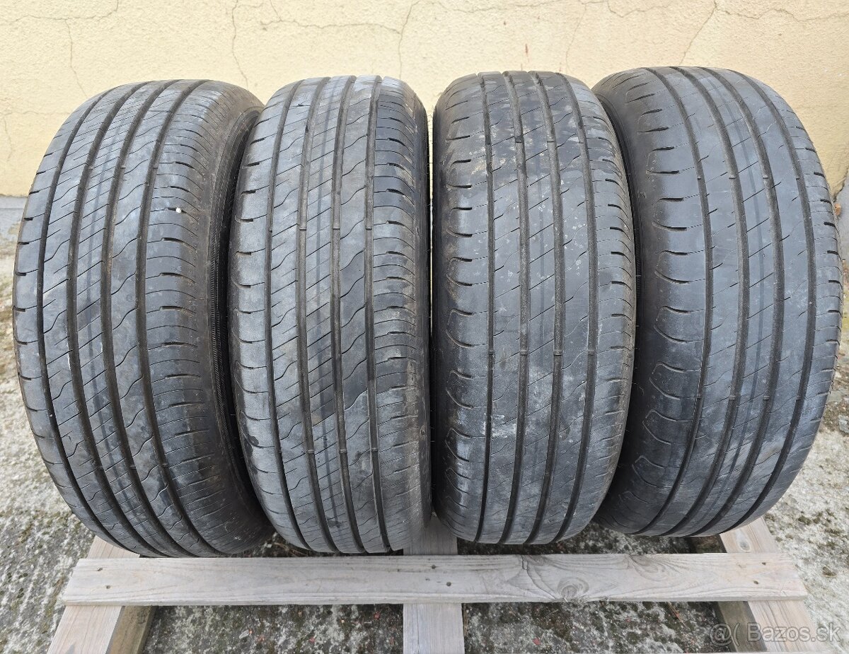 LETNÉ PNEUMATIKY GOODYEAR 215/55 R17 99V