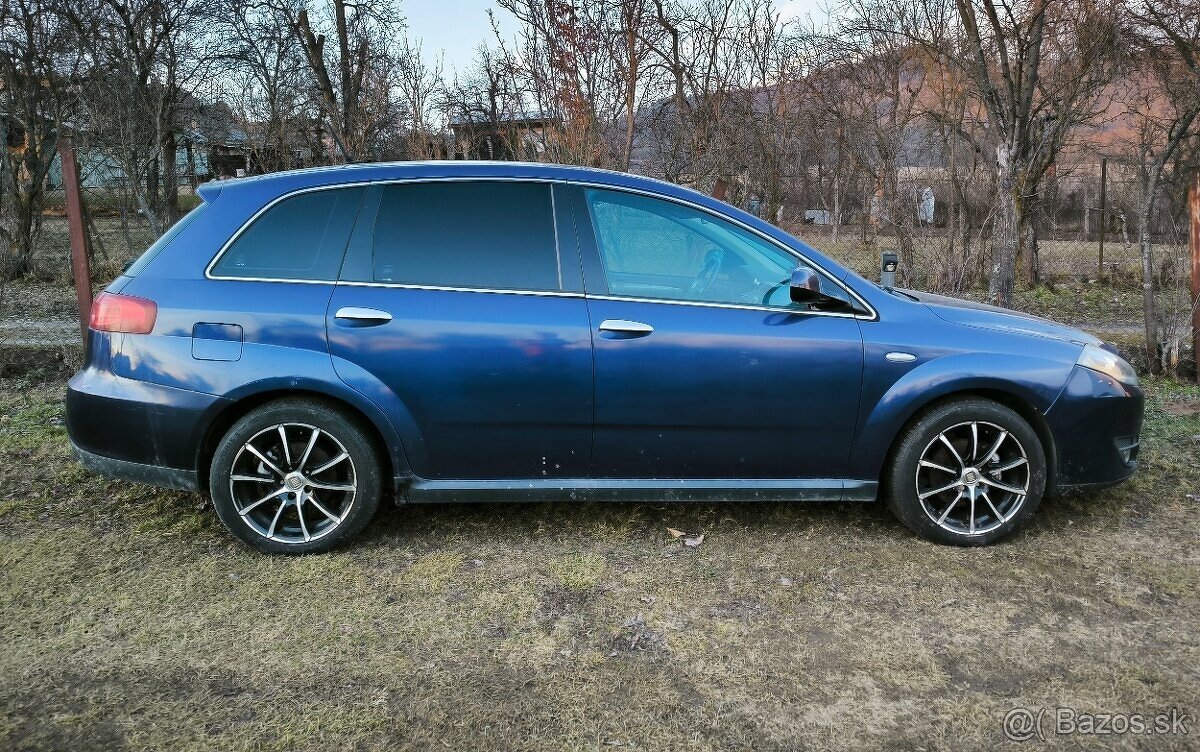 FIAT croma 1.9jtd multijet nová stk em