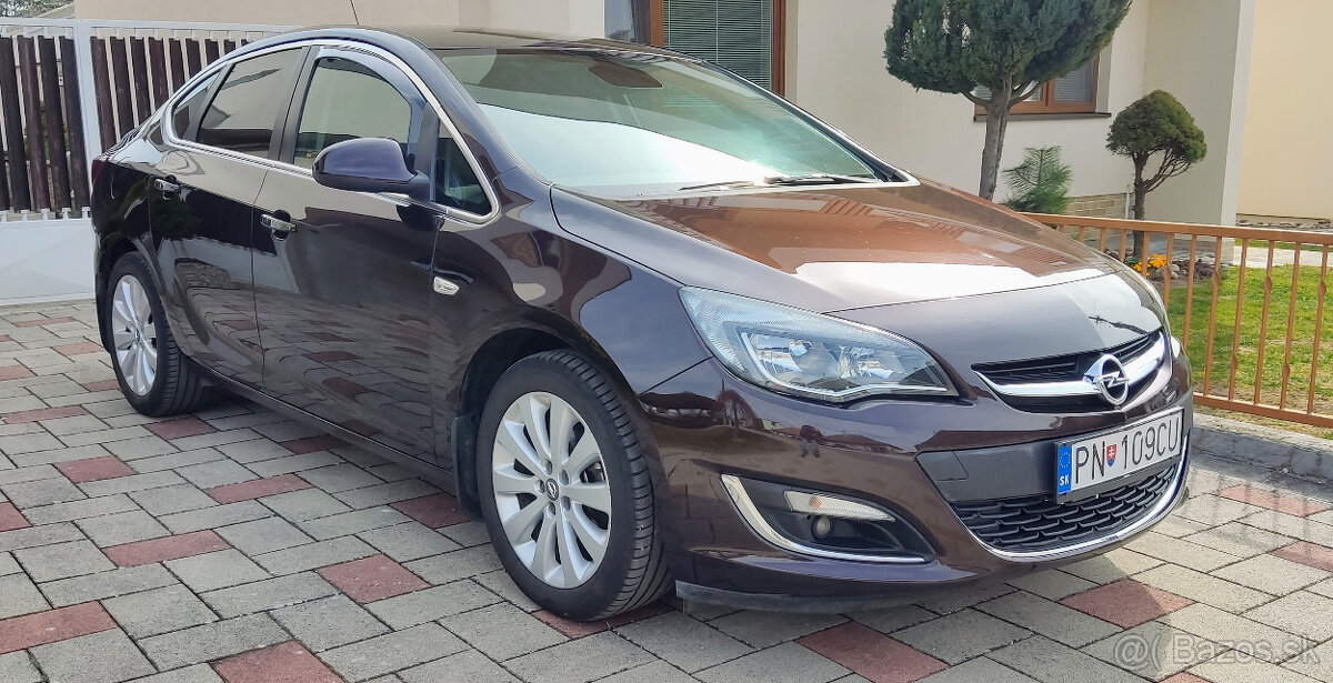 Opel Astra 1.6 Cosmo