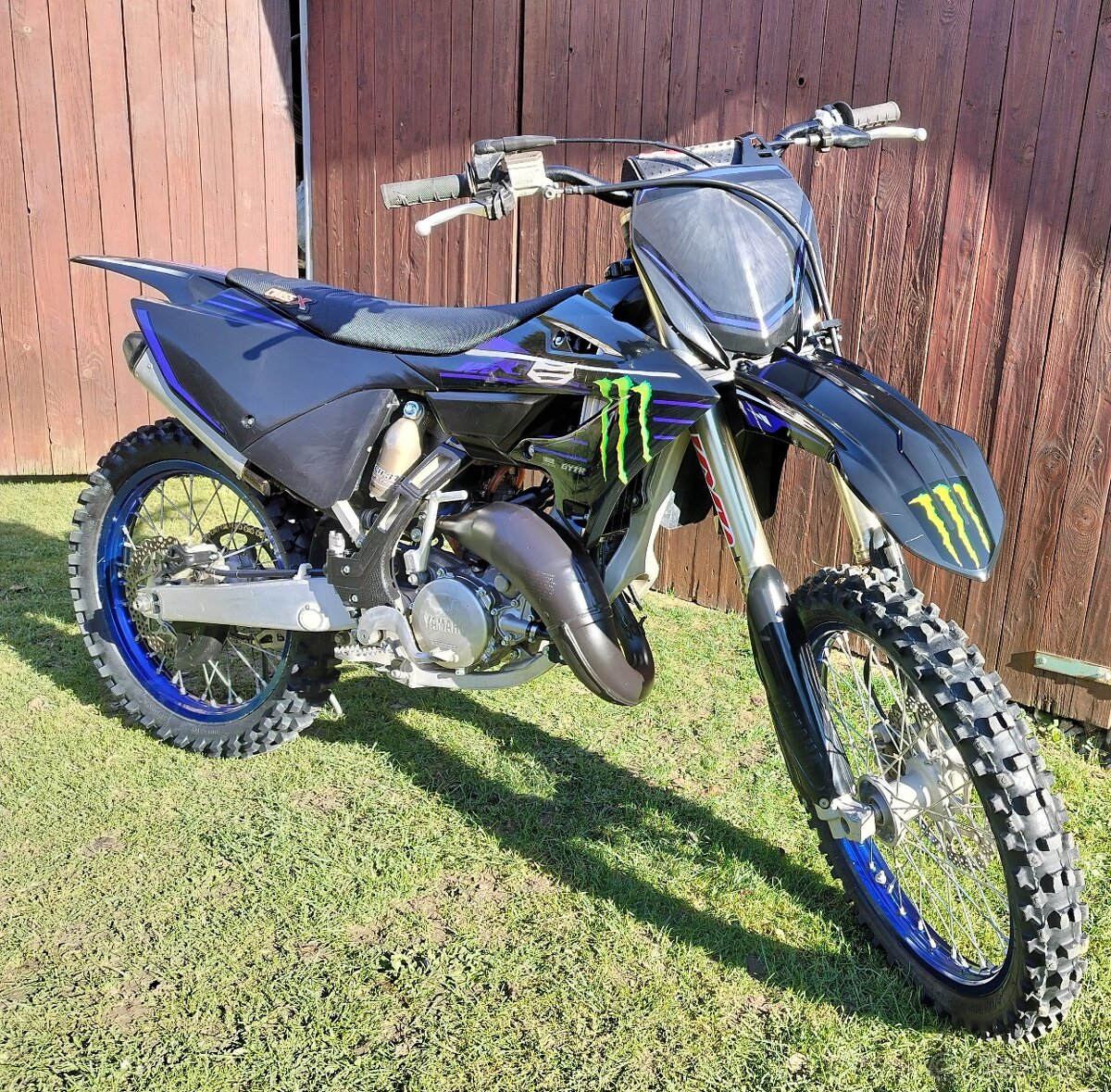 Yamaha YZ125 2022 - Monster