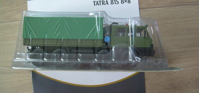 Tatra 815 VT 8x8 1:43 časopis