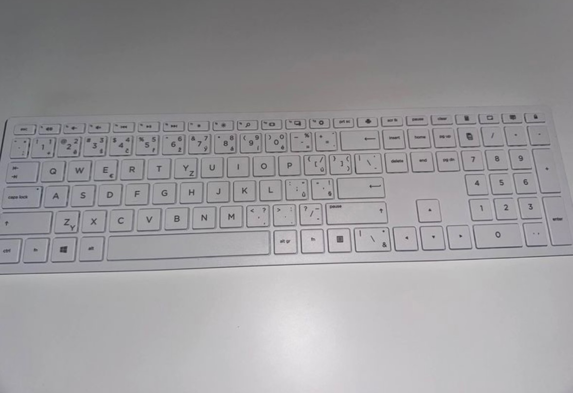 HP wireless keyboard 600 - biela