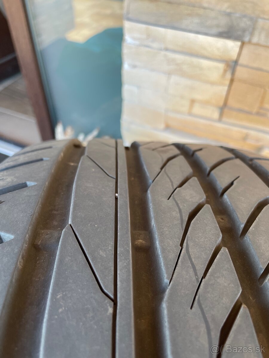 225/45 r17 a 245/40 r17