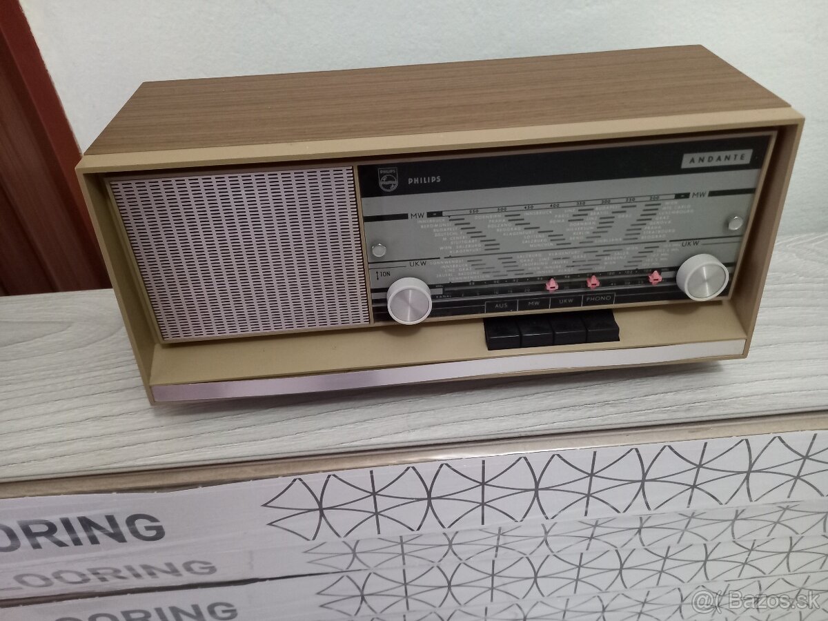 Predám staré retro rádio Philips