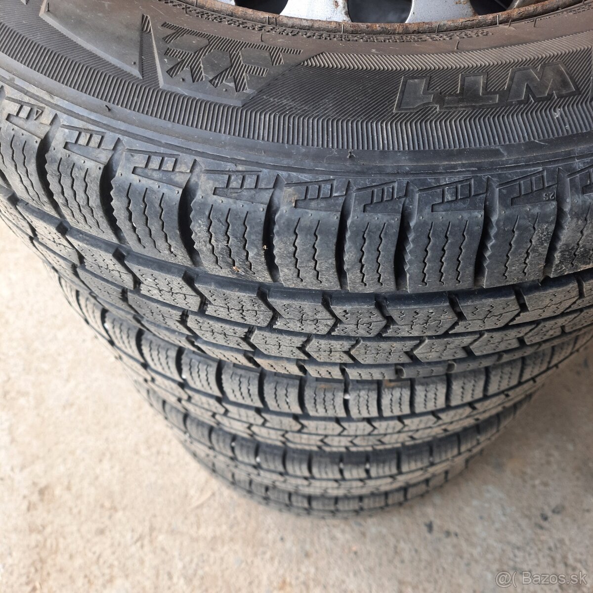 pneumatiky zimne 225/65R16C