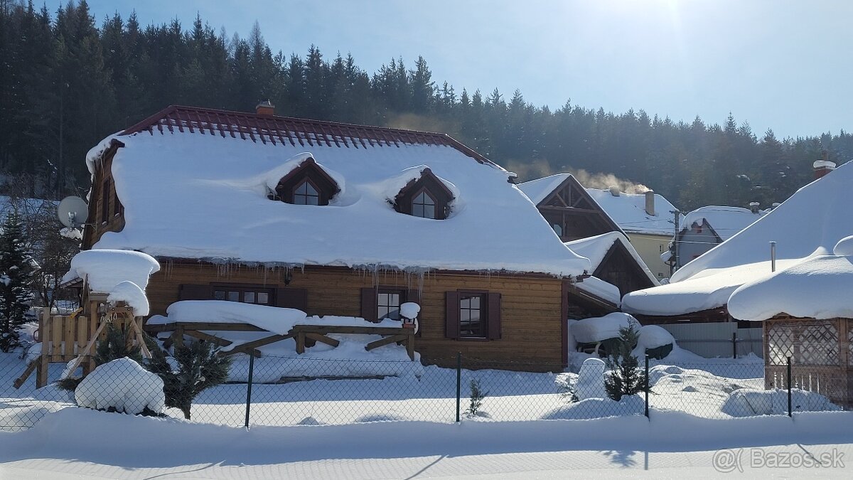 Drevenica s výhľadom na Tatry