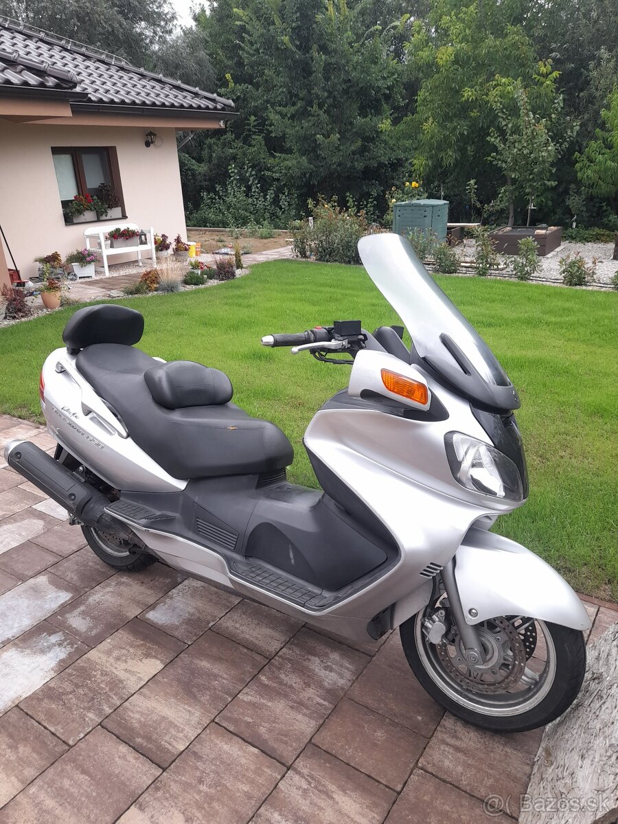 Suzuki Burgman 650 možná aj výmena za valník