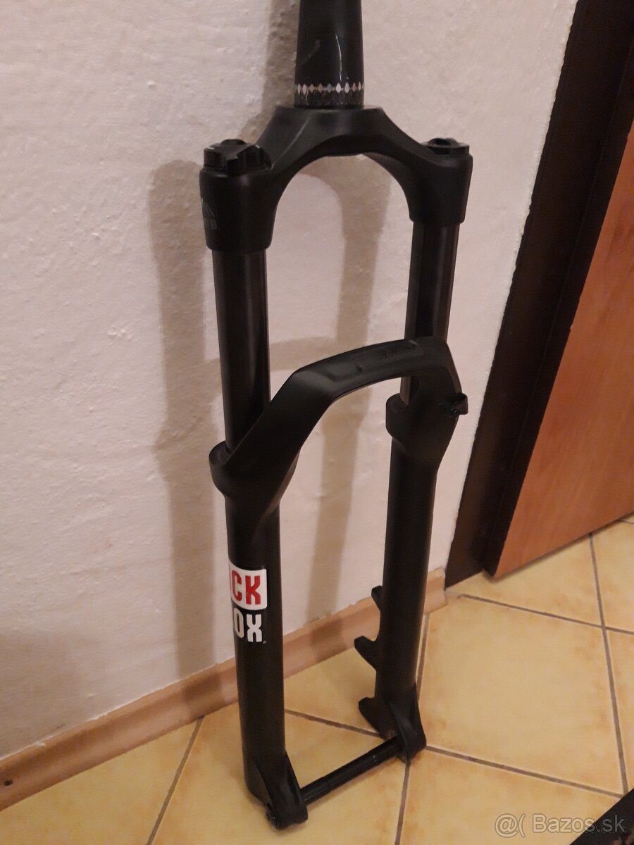 Predam odpruzenu vidlicu Rockshox