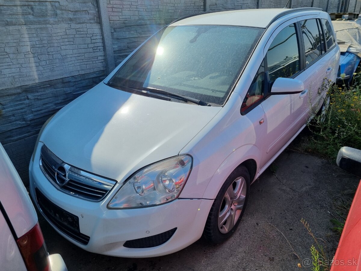 Opel Zafira 1.7cdti,81kw,6kvalt,Navi,09,klimatizace