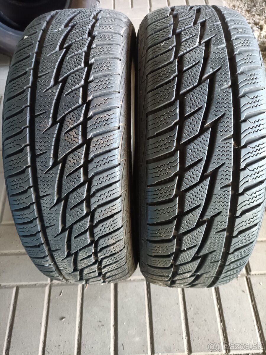 195/60 R15