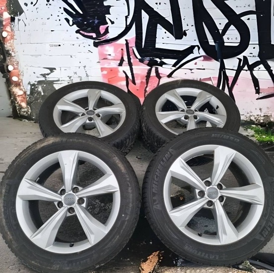 zimní Alu kola disky orig Audi Q5 nový model r19"