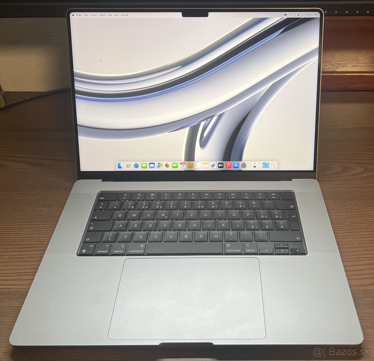 MacBook Pro M1 16' (16GB RAM, SSD 512GB, Space Gray, SK)