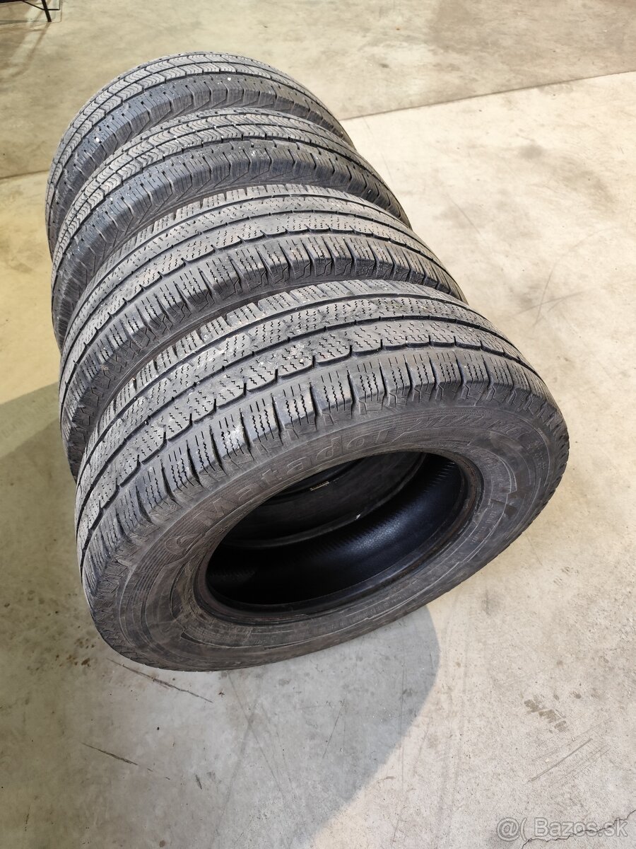 215/75r16c Zimné Matador