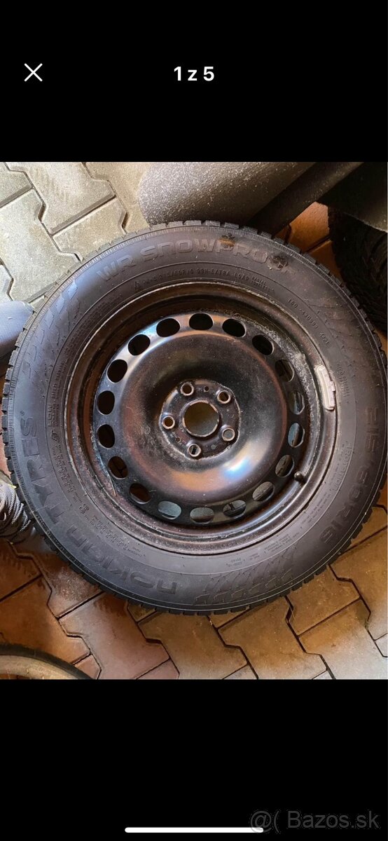 Zimné pneumatiky 215/60 R16 s diskami.