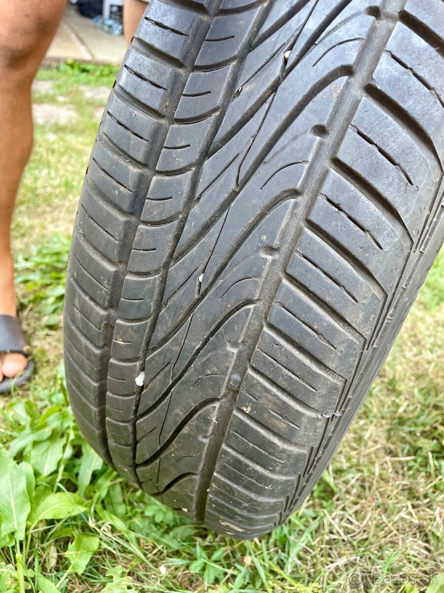 Pneumatiky Paxaro 195/65 R15 + disky