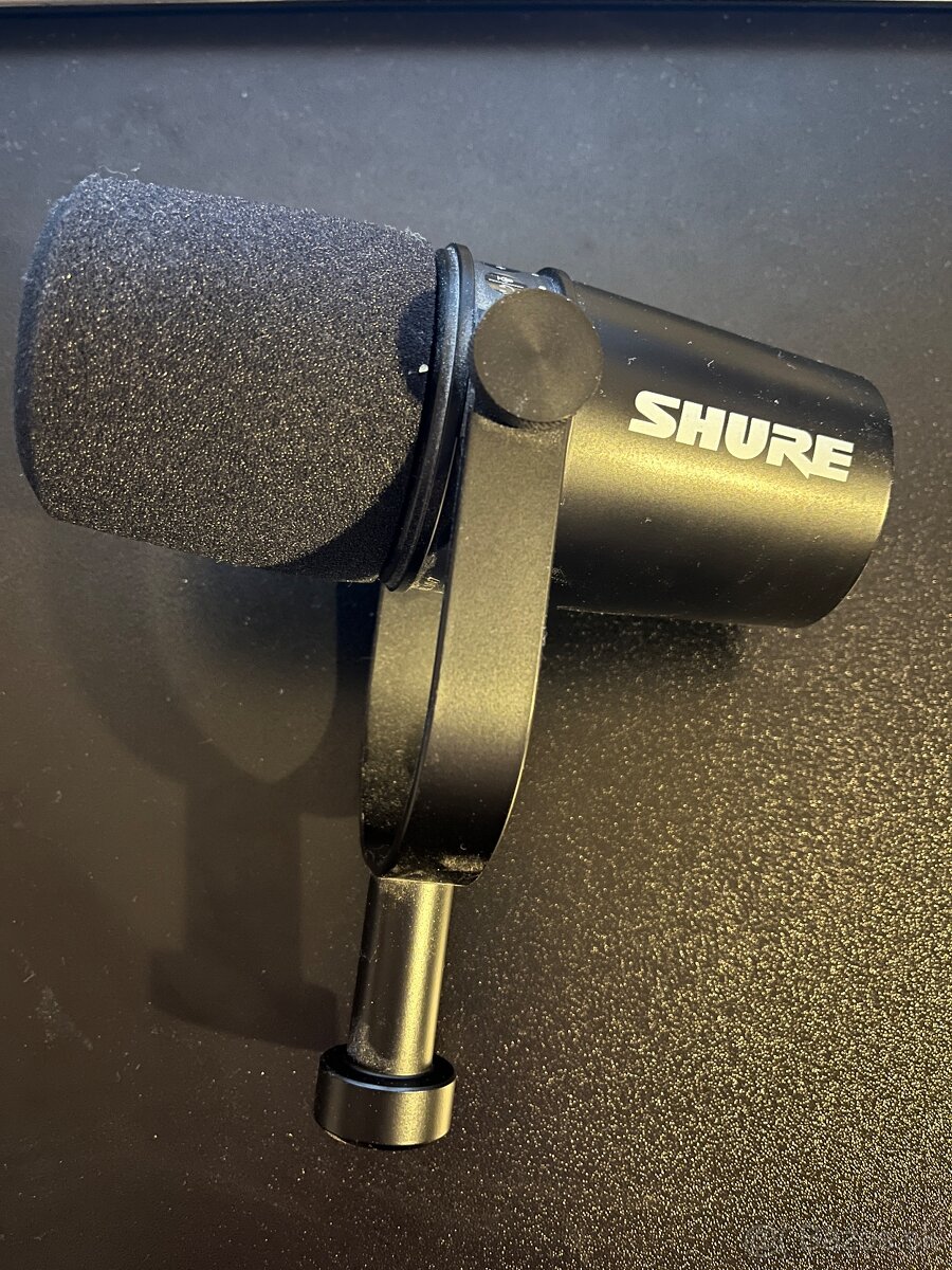 Predám Shure MV7