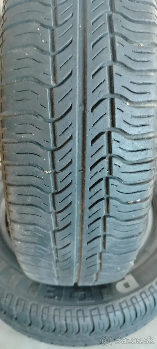 Predám 2 letné pneumatiky 175/65 R14 82T Pirelli P3000