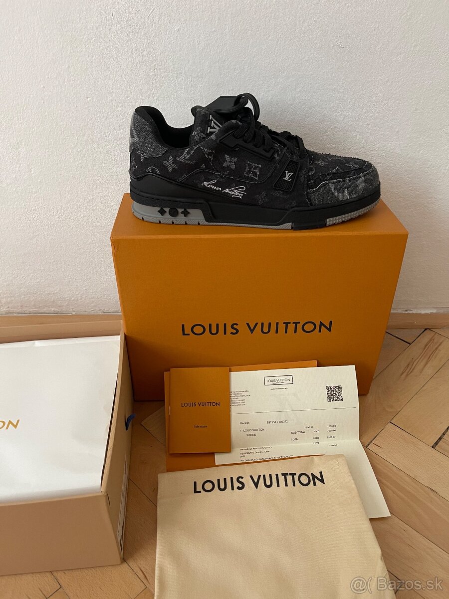 LV Trainer Sneaker V1 Louis Vuitton