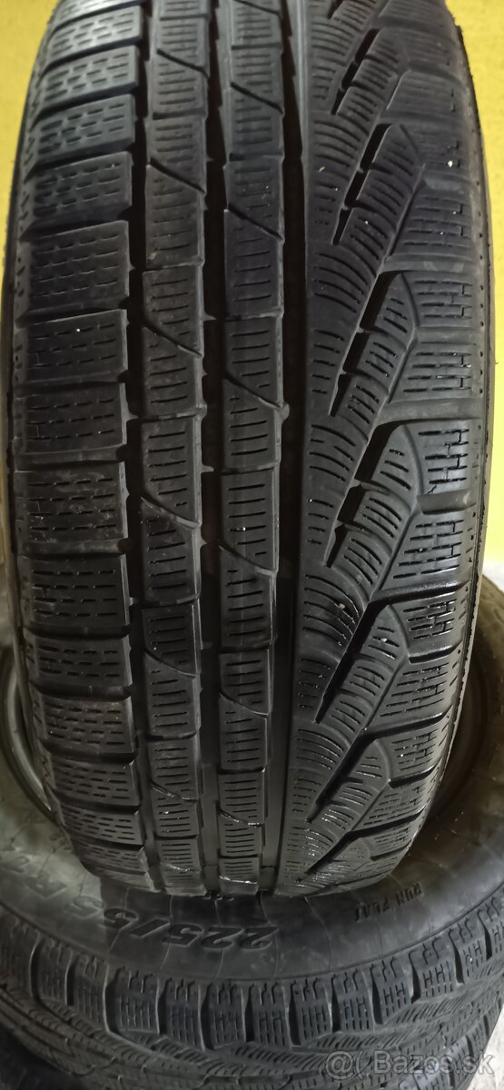 225/55r17 zimne run flat