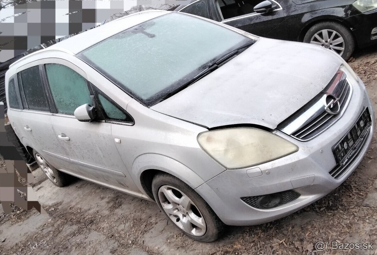 Opel Zafira B 2008 predám PIATE DVERE, DVERE, NARAZNÍK