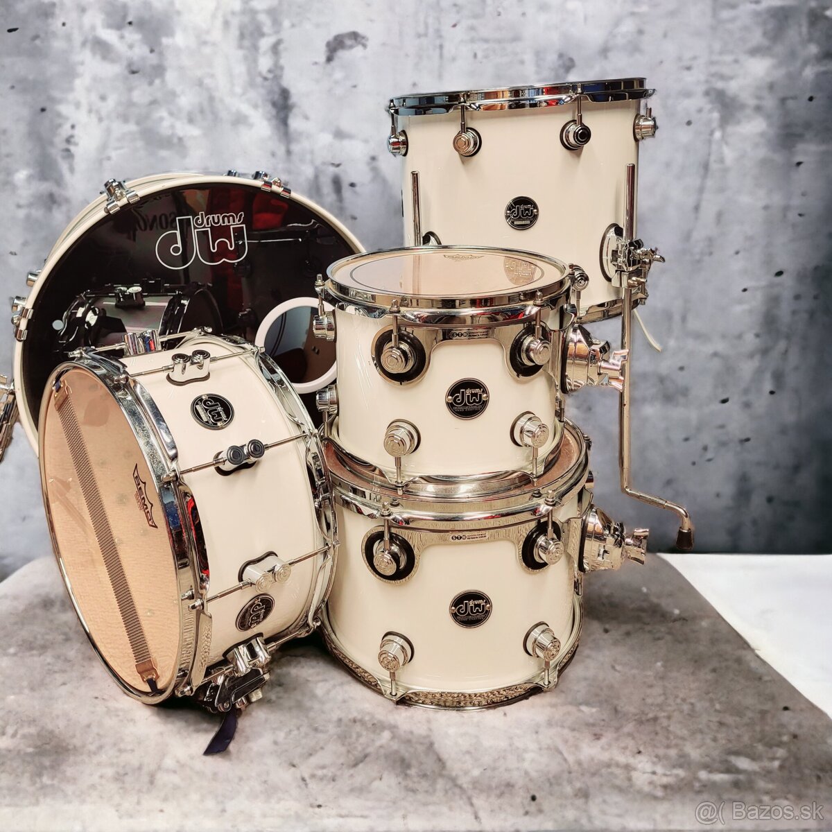 DW Performance Maple White