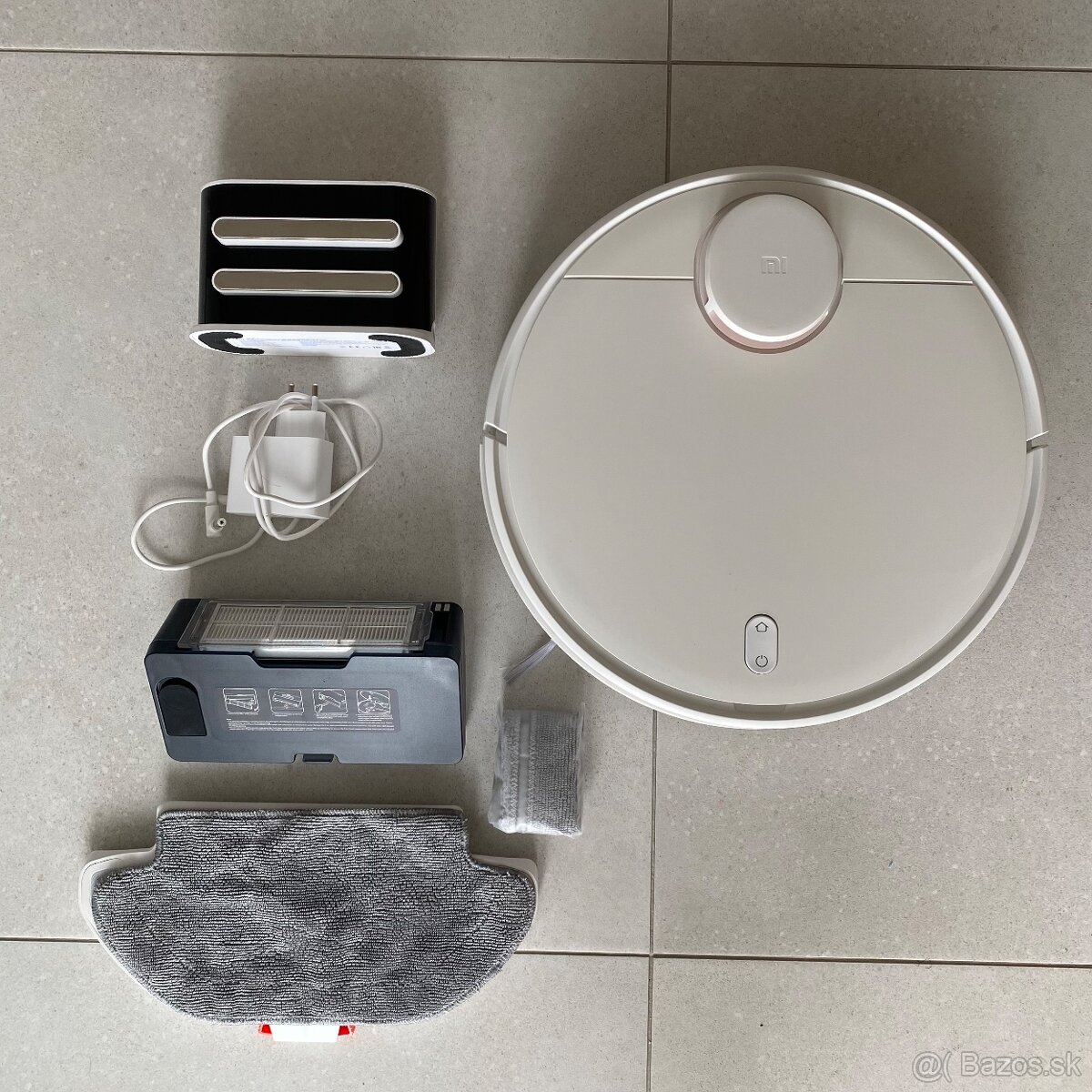 Robotický vysávač XIAOMI MI ROBOT VACUUM PRO WHITE