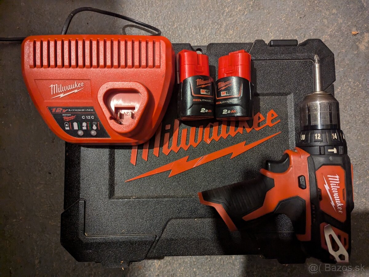 Milwaukee M12 BPD 2x baterka nabíjačka