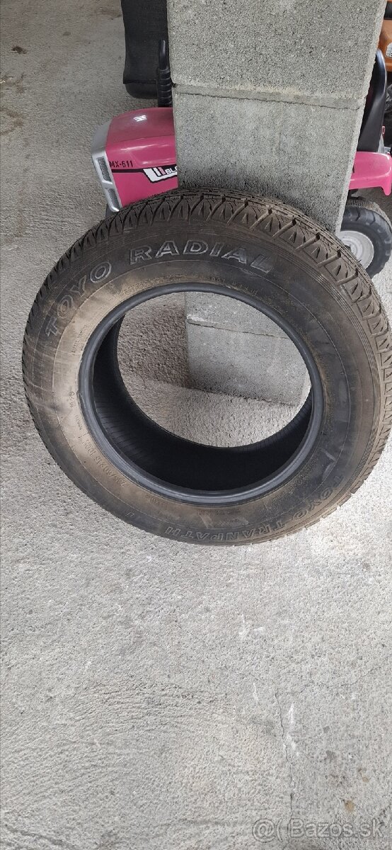 Pneumatika 235/60 r16