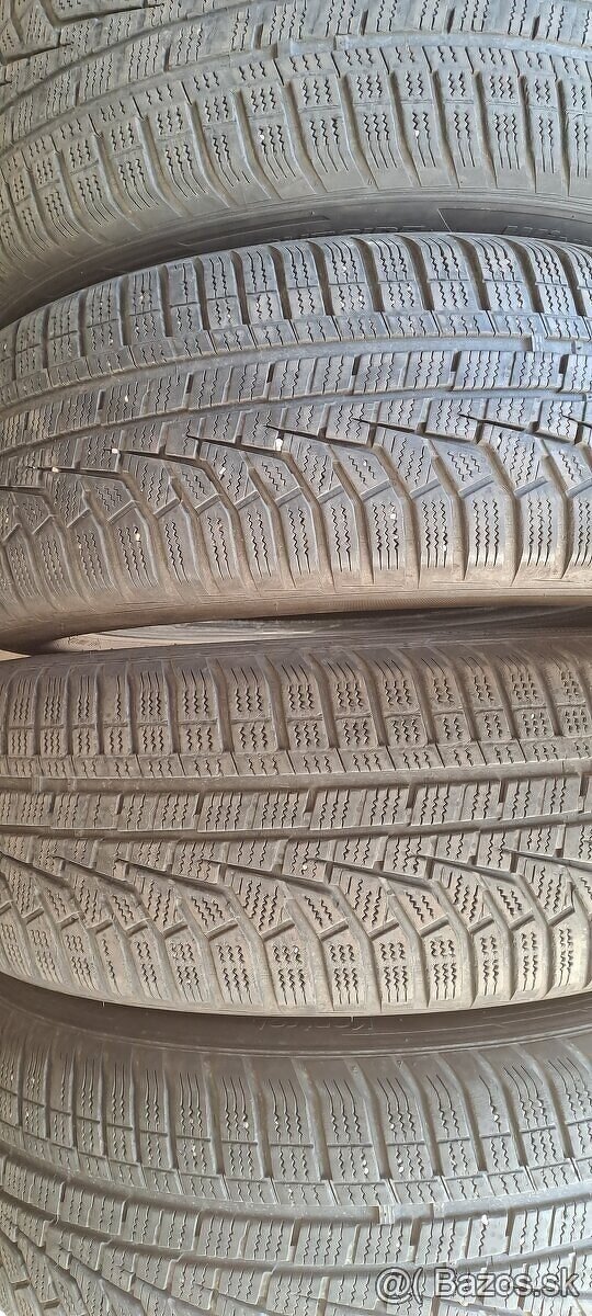 215/55 r17 zimne hankook